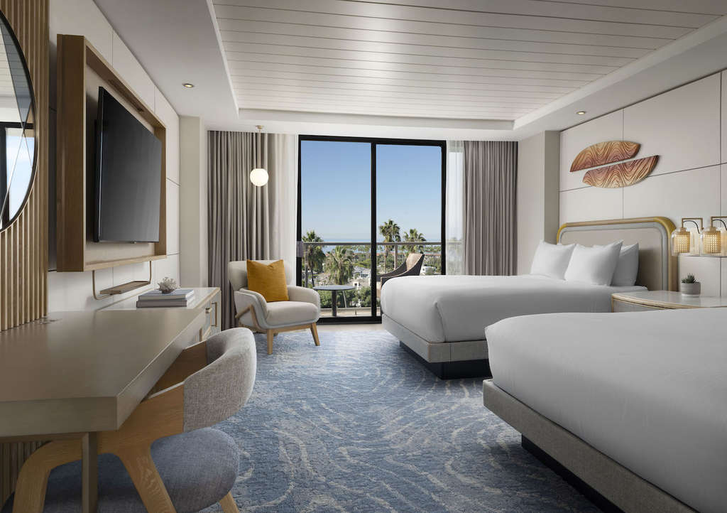 Hilton’s La Jolla Hotel completes multimillion-dollar renovation, debuts ‘Sea & Sky’ dining