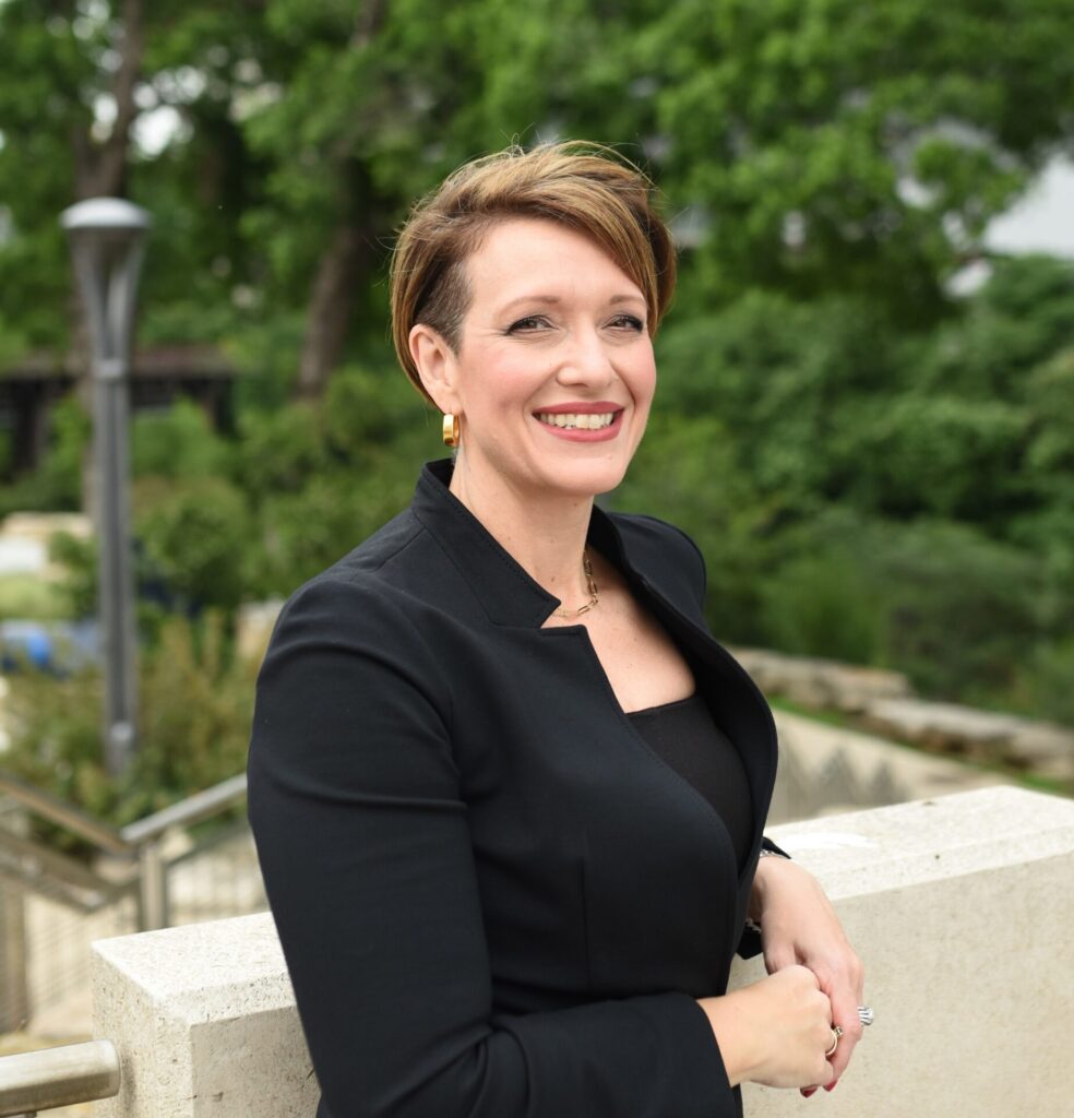 A headshot of Vanessa Claspill. 