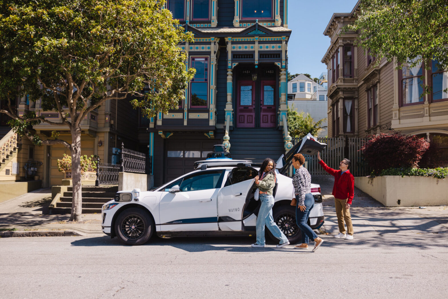 Waymo launches corporate Robotaxi program for business travelers